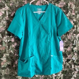 NWT Cherokee Workwear sz L Revolution Modern Classic 2-Way Stretch Scrub Top